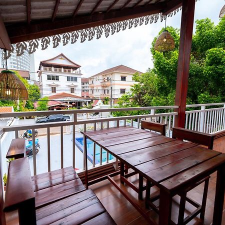 Vientiane Ruby Villa Hotel Екстериор снимка
