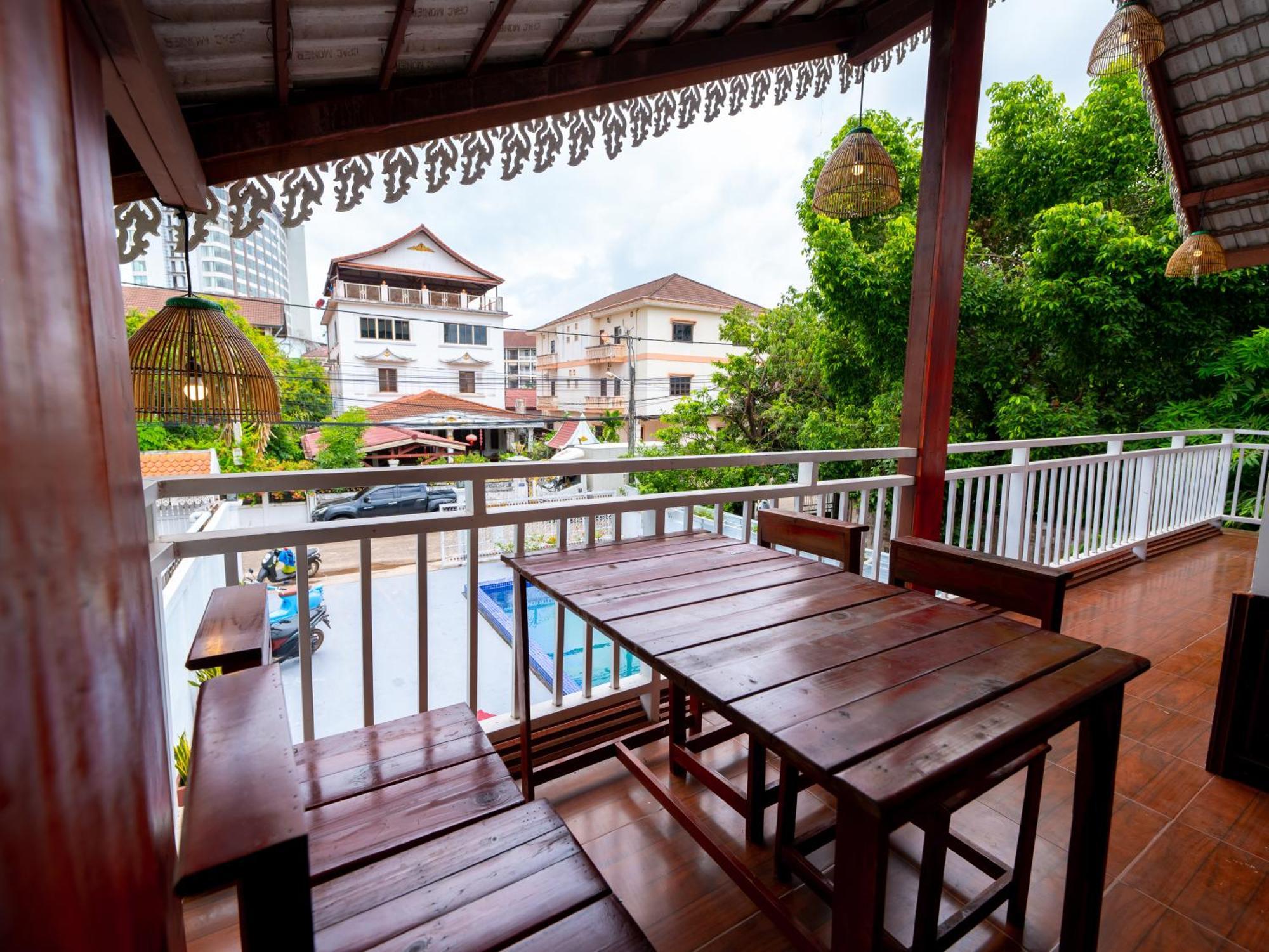 Vientiane Ruby Villa Hotel Екстериор снимка