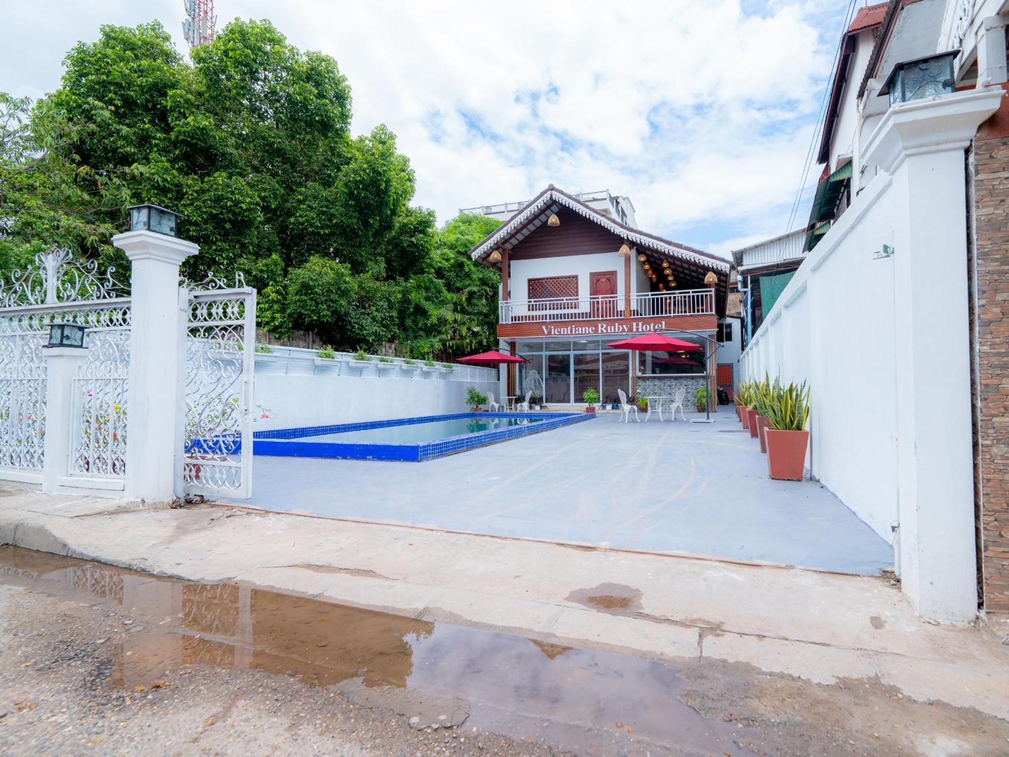 Vientiane Ruby Villa Hotel Екстериор снимка